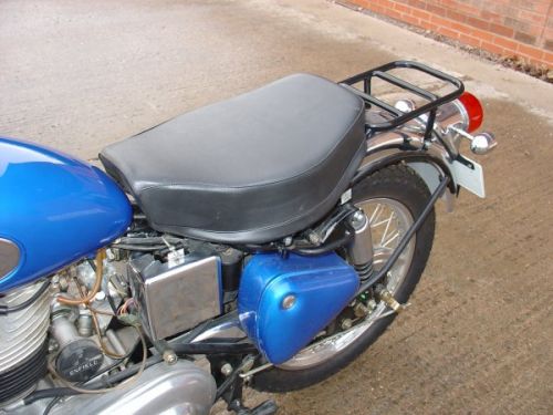 SCRAMBLES SEAT, ELECTRA EFI -Requires drilling of mudguard for r